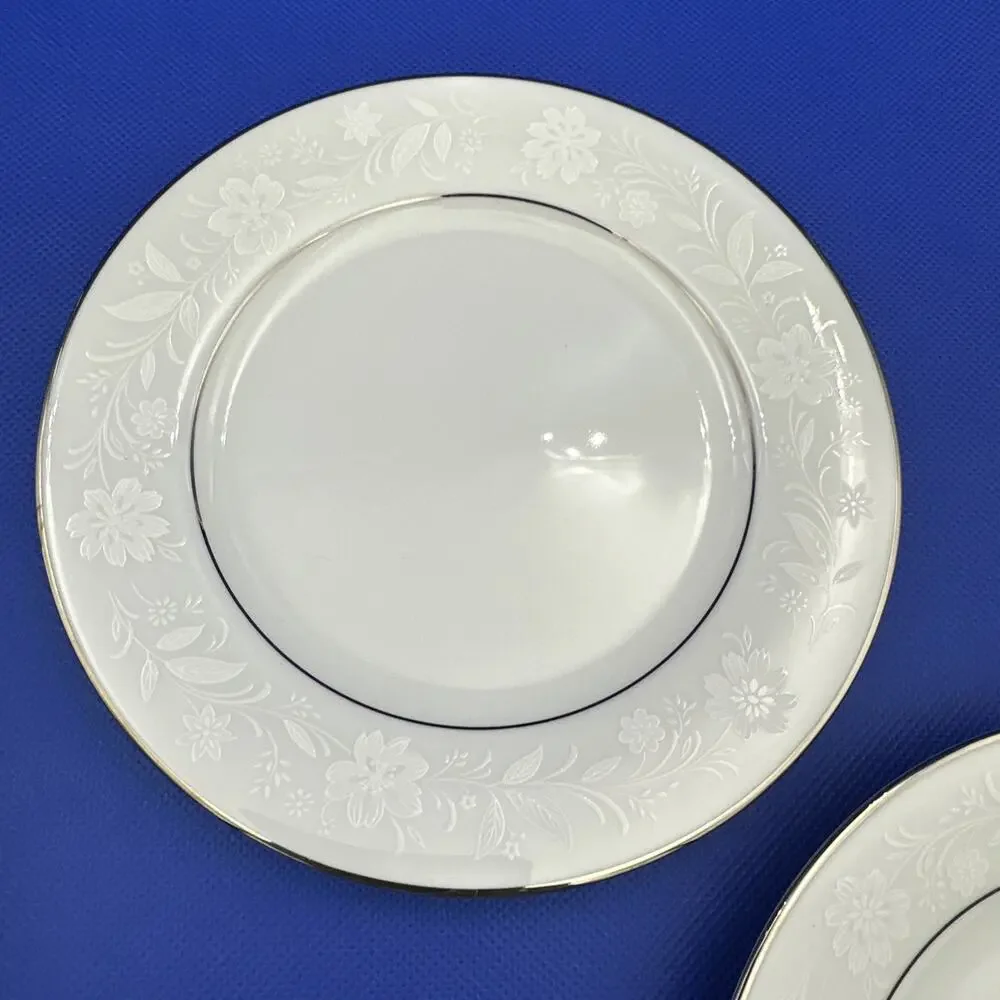 Noritake Ranier 6909 Bread Plates 6 3/8” White Floral on White Silver Rim‎ Set 4